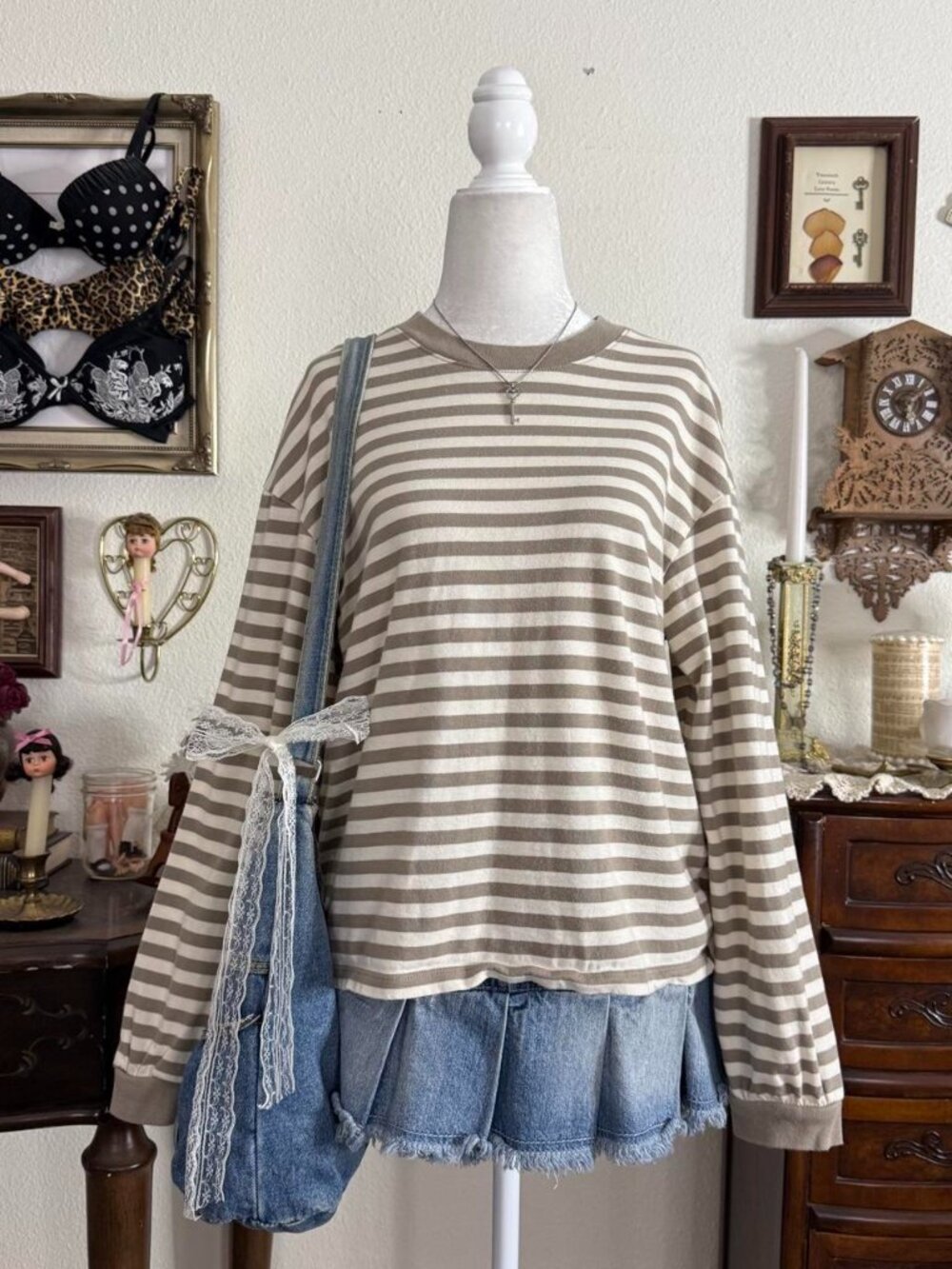 Preppy girly grunge taupe brown and cream striped oversized boxy style cotton lo